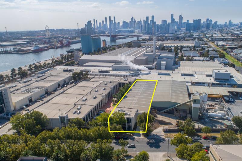 Click to view all images Lot 11/274 Salmon Street Port Melbourne VIC 3207 - Image 1