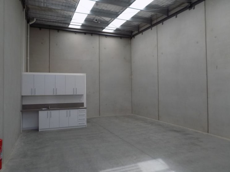 Click to view all images 10/85 Keys Road Moorabbin VIC 3189 - Image 3