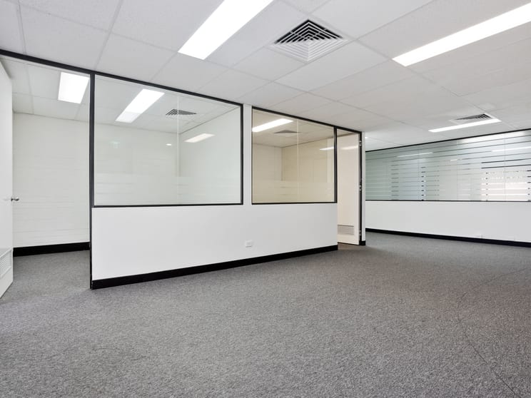 Click to view all images Suite 3/25 Belgravia Street Belmont WA 6104 - Image 2