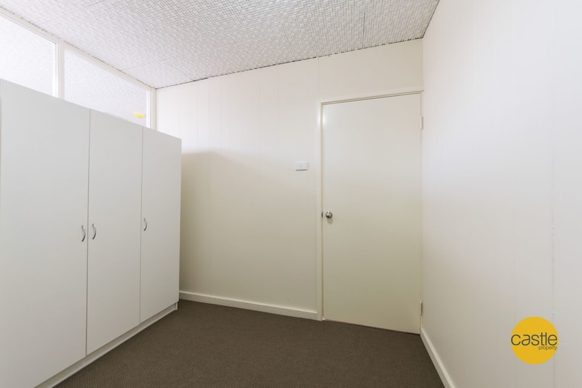 Click to view all images 1/515 Hunter Street Newcastle West NSW 2302 - Image 3