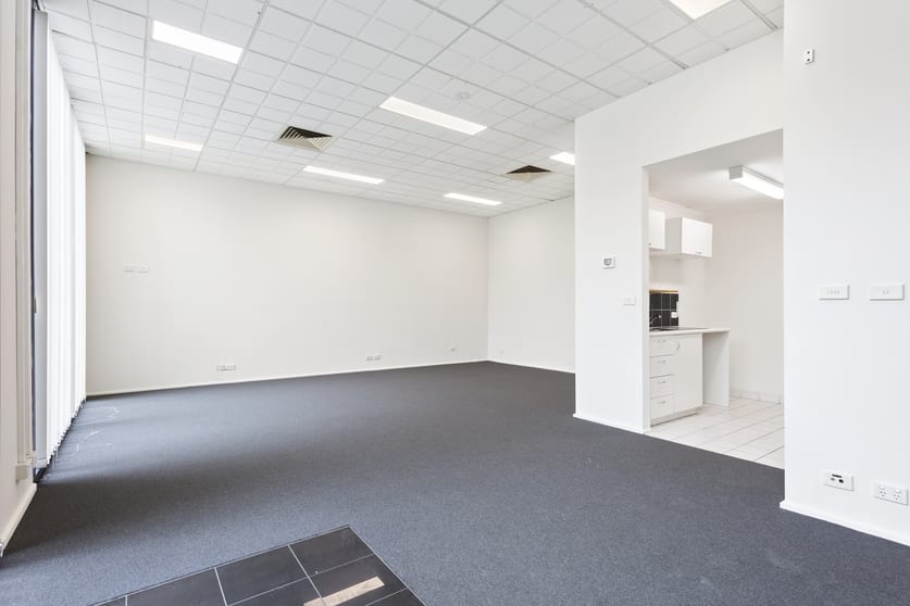 Click to view all images D14/2A Westall Road Clayton VIC 3168 - Image 3