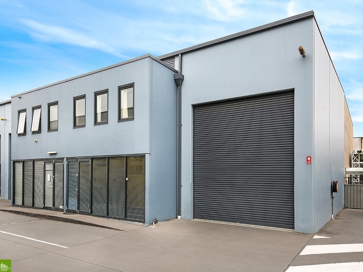 Click to view all images Unit 5, 54 Montague Street North Wollongong NSW 2500 - Image 1