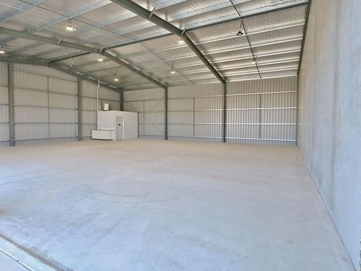 Click to view all images 3/70 McEwen Road Kyabram VIC 3620 - Image 3