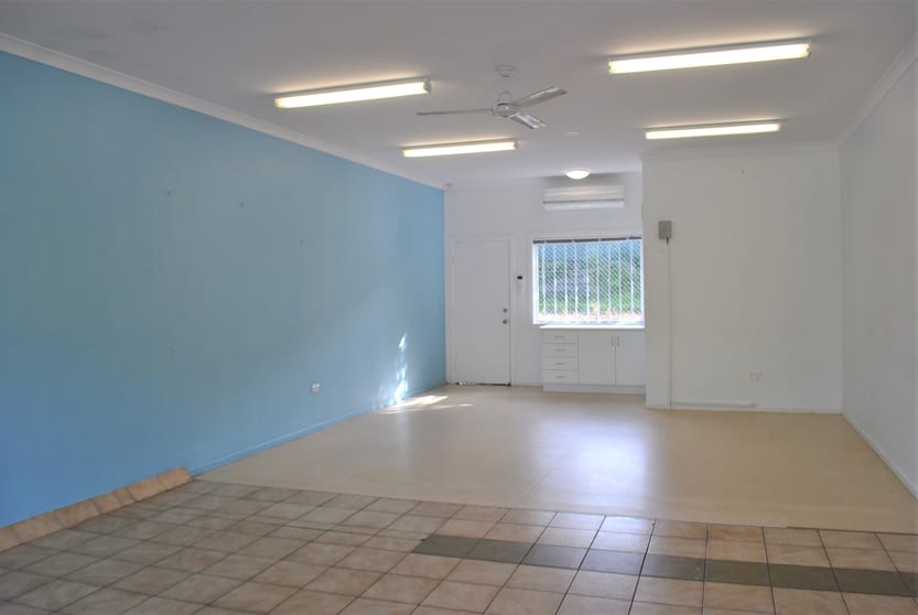 Click to view all images Shop 2/76-82 Queens Road Kingston QLD 4114 - Image 3