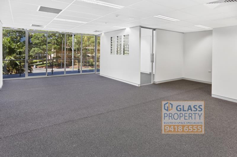 Click to view all images 32 Delhi Road Macquarie Park NSW 2113 - Image 1