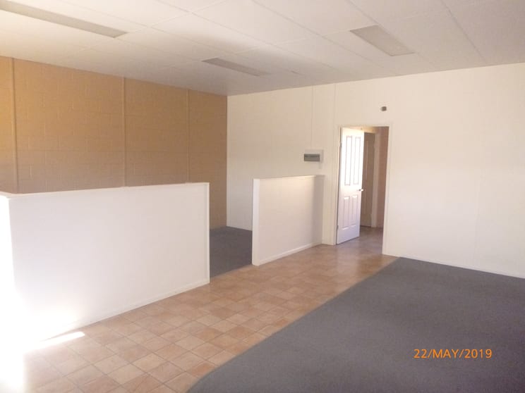 Click to view all images 17/119 Youngman Street Kingaroy QLD 4610 - Image 3