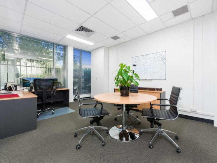 Click to view all images Units 2 & 5/297 Ingles Street Port Melbourne VIC 3207 - Image 2