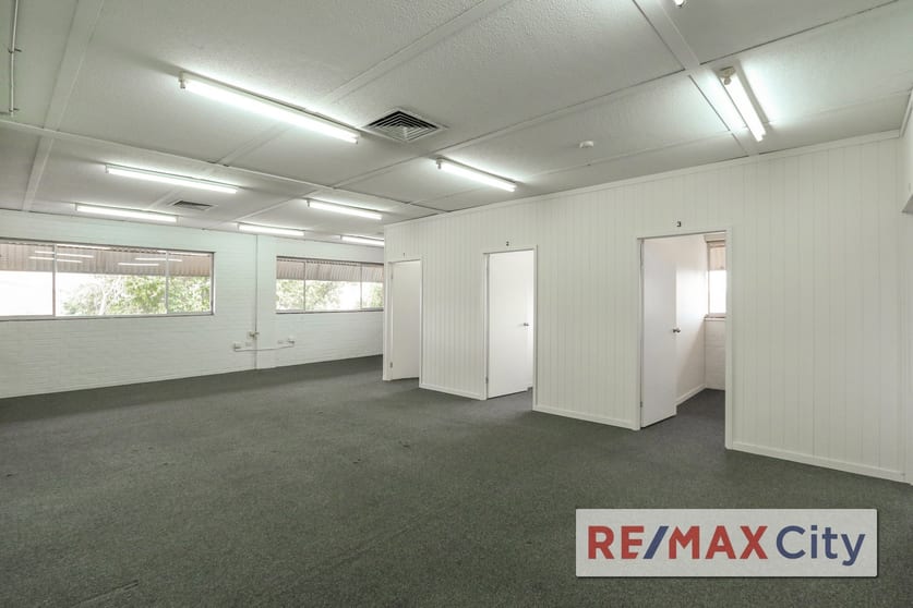 Click to view all images 494 Ipswich Road Annerley QLD 4103 - Image 1