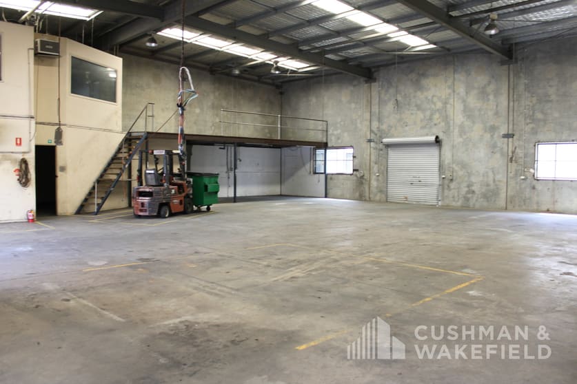 Click to view all images Molendinar QLD 4214 - Image 2