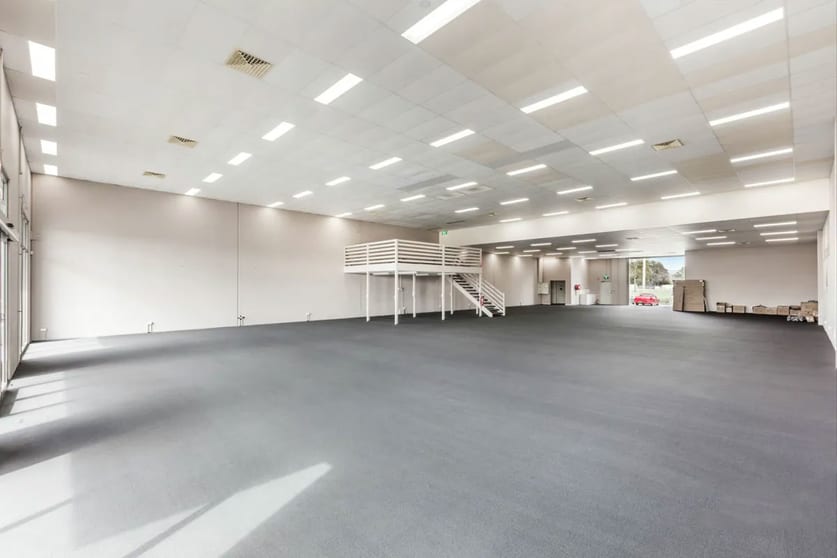 Click to view all images 2/144 Shellharbour Road Warilla NSW 2528 - Image 3
