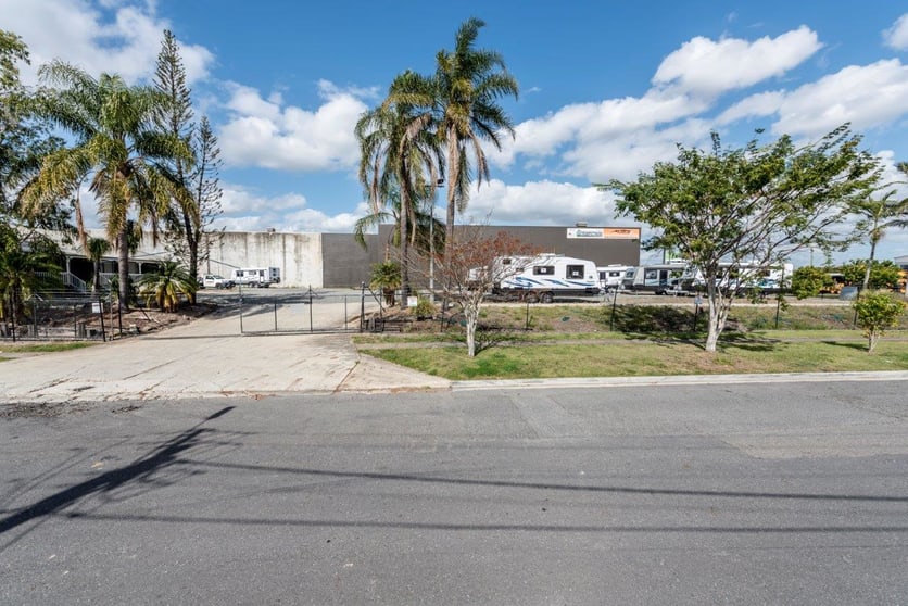 Click to view all images 120 Beatty Road Archerfield QLD 4108 - Image 2