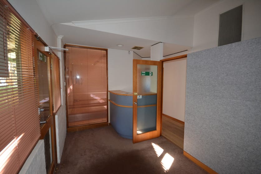 Click to view all images Unit 2, 247 Milne Road Modbury North SA 5092 - Image 3