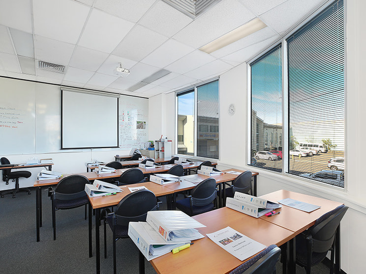 Click to view all images 4 Brunker Road Chullora NSW 2190 - Image 3