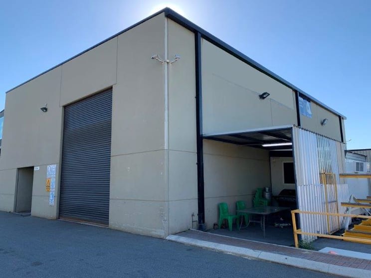 Click to view all images 2/2 Conquest Way Wangara WA 6065 - Image 2