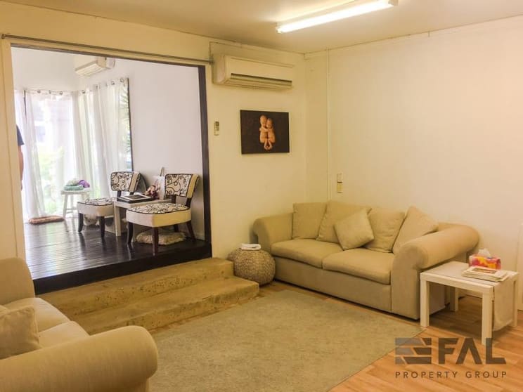 Click to view all images Suite 6/44-48 Douglas Street Milton QLD 4064 - Image 2