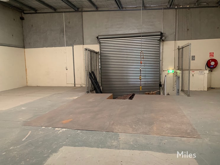 Click to view all images Rear/70 Bell Street Heidelberg Heights VIC 3081 - Image 2