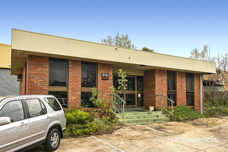 Click to view all images 31a Manton Road Oakleigh South VIC 3167 - Image 1