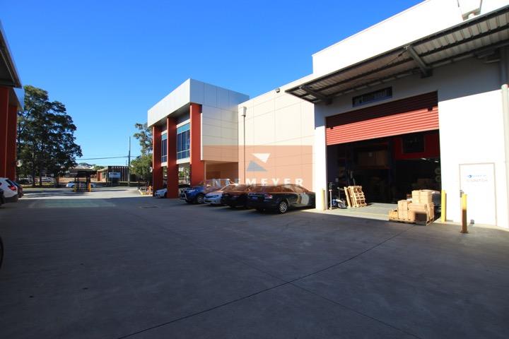 Click to view all images 366 Edgar Street Condell Park NSW 2200 - Image 3