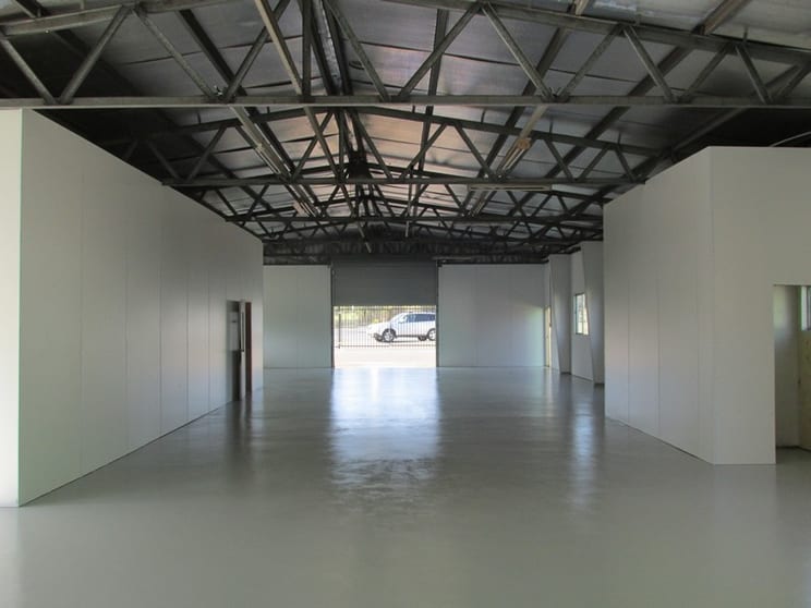 Click to view all images 1/1 Islander Road Pialba QLD 4655 - Image 2