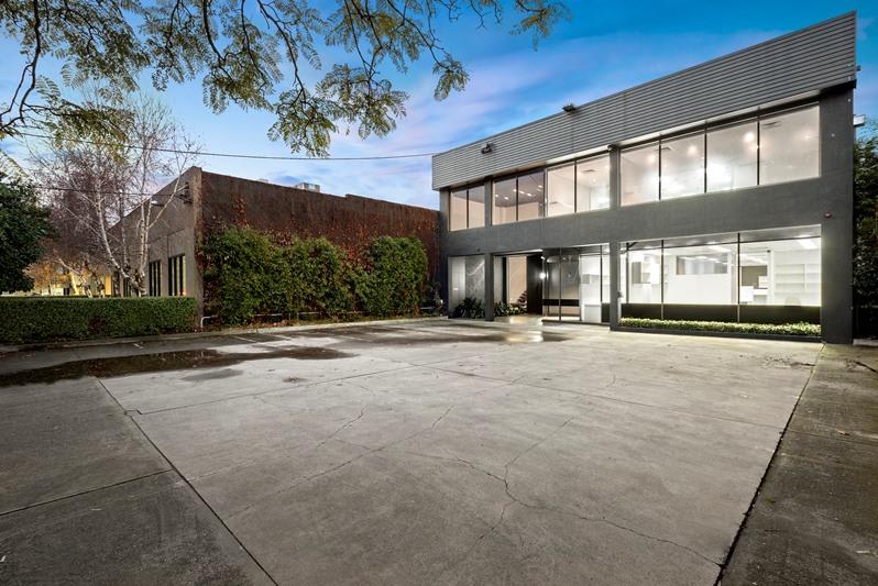 Click to view all images 9A Hall Street Hawthorn VIC 3122 - Image 3