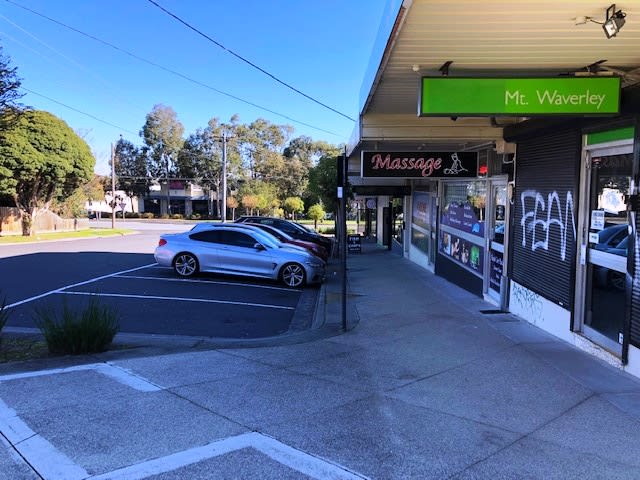 Click to view all images 1/9-13 Barlyn Road Mount Waverley VIC 3149 - Image 3