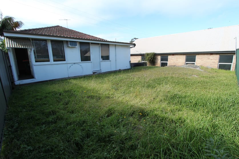 Click to view all images 1/967-971 King Georges Road Blakehurst NSW 2221 - Image 3