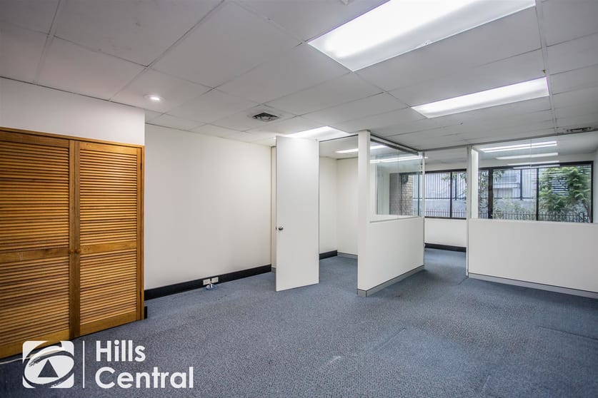Click to view all images 24/6-8 Old Castle Hill Road Castle Hill NSW 2154 - Image 3