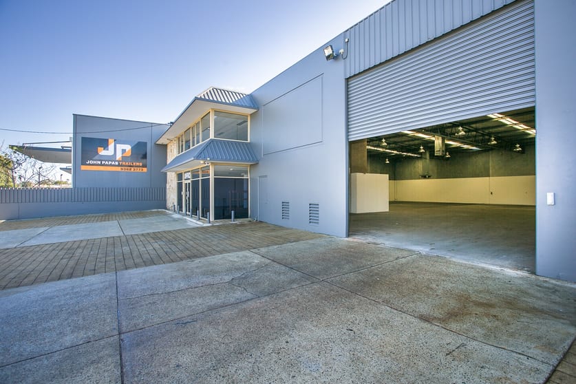 Click to view all images 28 Tennant Street Welshpool WA 6106 - Image 2