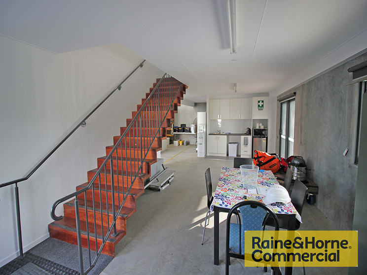 Click to view all images 1/344 Bilsen Road Geebung QLD 4034 - Image 3