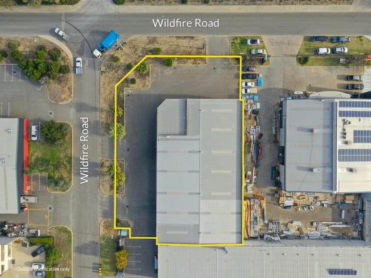 Click to view all images 30 Wildfire Road Maddington WA 6109 - Image 3