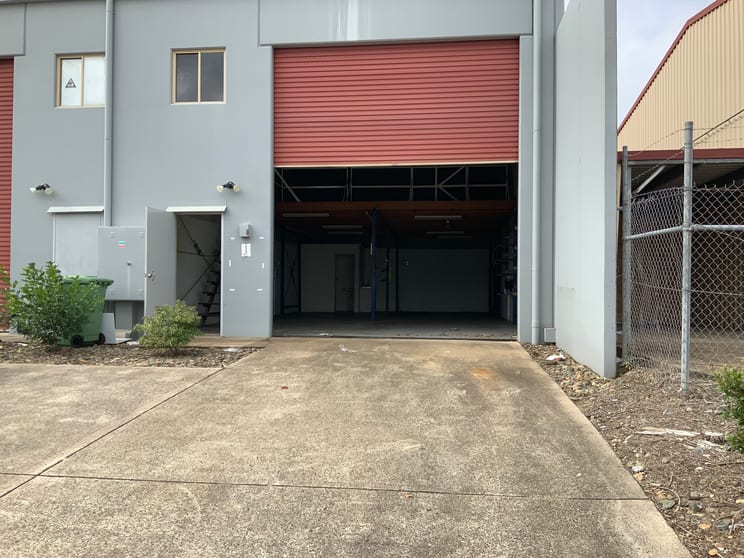 Click to view all images 1/31 Hitech Drive Kunda Park QLD 4556 - Image 1