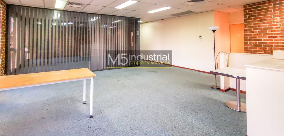 Click to view all images 1A/66 Planthurst Road Carlton NSW 2218 - Image 2