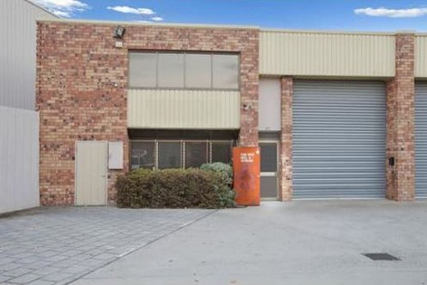Click to view all images 20/2 Garden Boulevard Dingley Village VIC 3172 - Image 1
