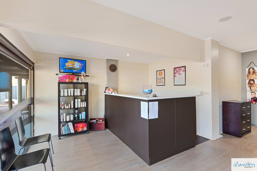 Click to view all images 4/56-60 Harley Street Strathdale VIC 3550 - Image 3