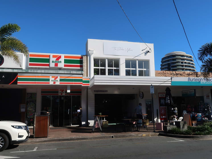 Click to view all images 9 Connor St Burleigh Heads QLD 4220 - Image 2