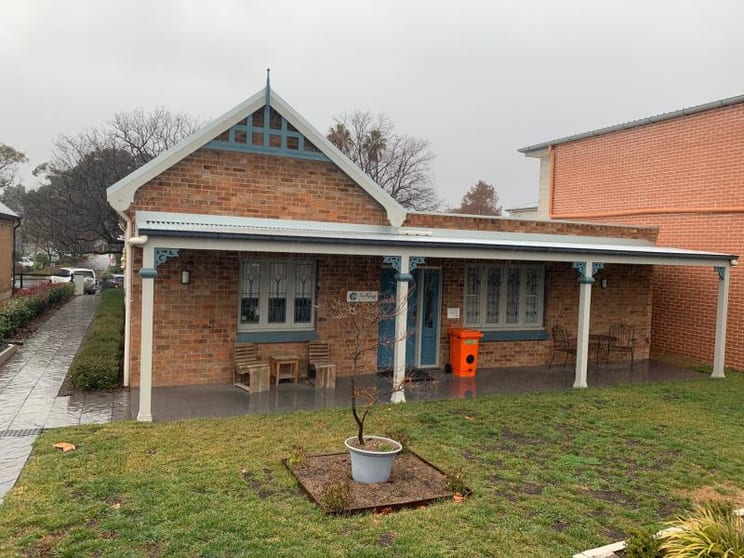 Click to view all images Suite 3/259 Lords Place Orange NSW 2800 - Image 1