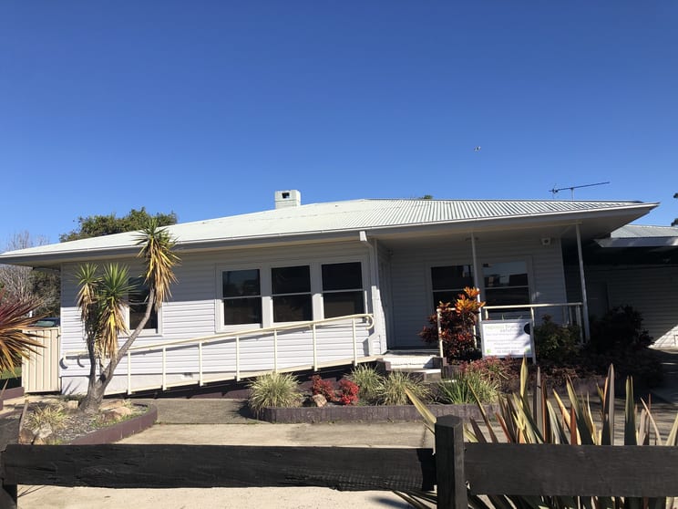 Click to view all images 8 Dalley Street Coffs Harbour NSW 2450 - Image 3
