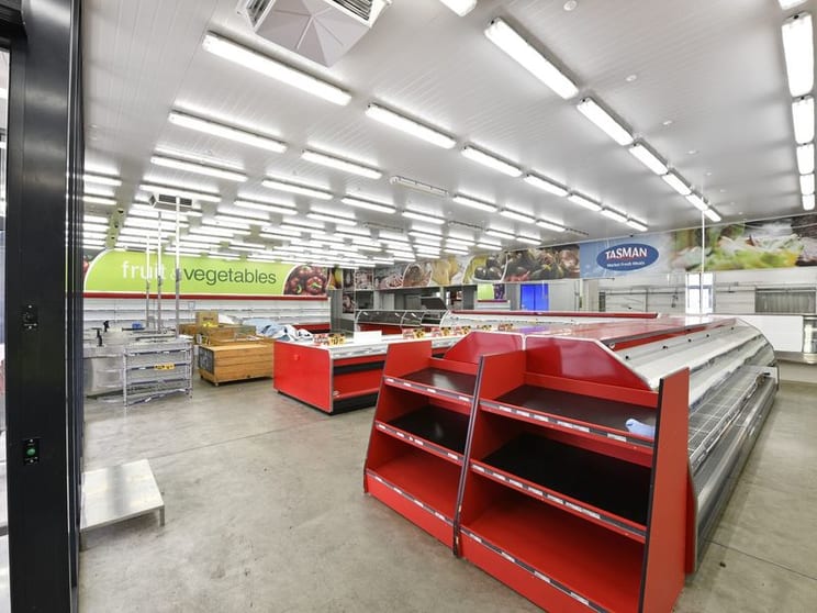 Click to view all images 859-865 Point Nepean Road Rosebud VIC 3939 - Image 3