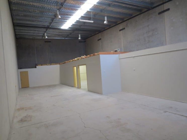 Click to view all images 2/4 India Street Capalaba QLD 4157 - Image 3