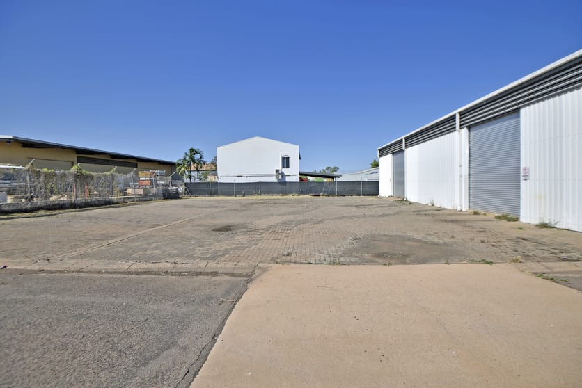 Click to view all images 14 Tannadice Street Winnellie NT 0820 - Image 3