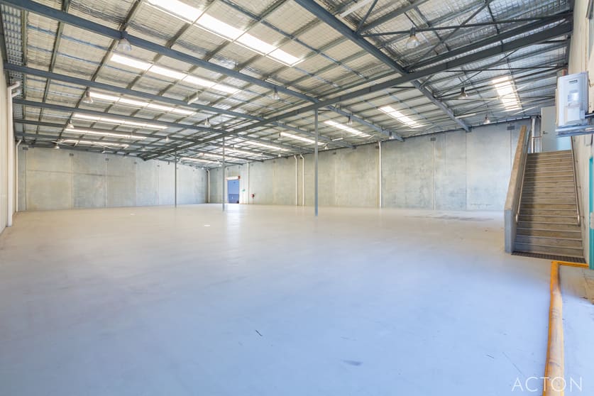 Click to view all images 1/7-13 Bell Street Canning Vale WA 6155 - Image 1