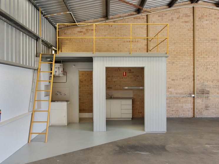 Click to view all images 2/14 Fields Street Pinjarra WA 6208 - Image 2