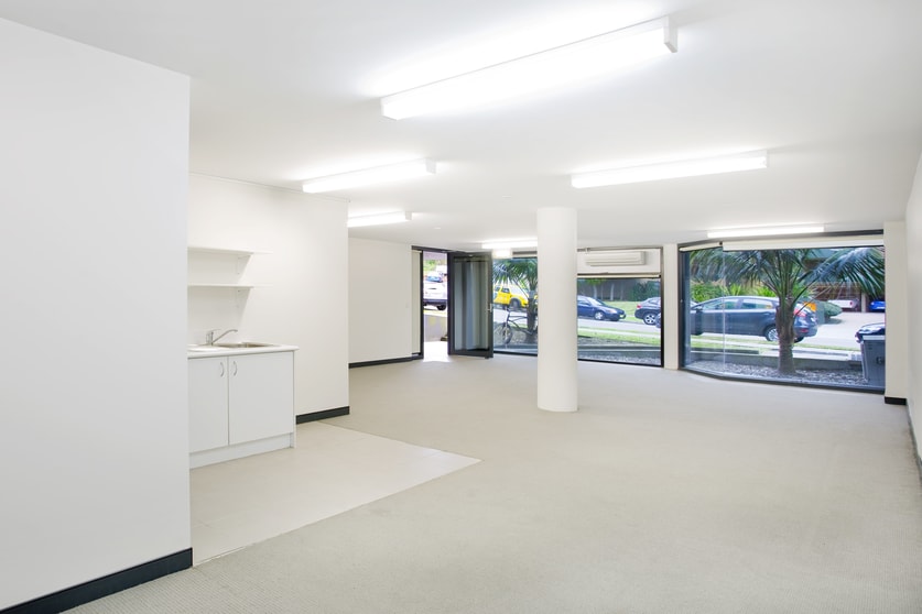 Click to view all images 10/157 Queenscliff Road Manly NSW 2095 - Image 2