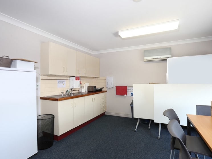 Click to view all images Suite 3/77-79 Victoria Street Grafton NSW 2460 - Image 2
