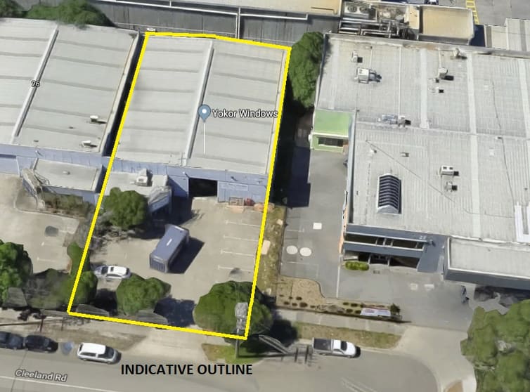 Click to view all images 24 Cleeland Road Oakleigh South VIC 3167 - Image 3