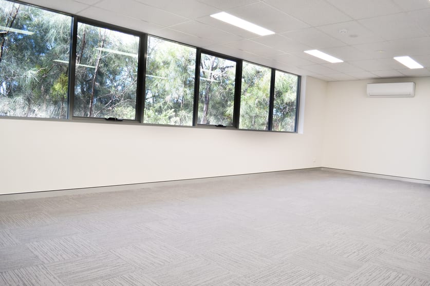 Click to view all images 19/8 Jullian Close Banksmeadow NSW 2019 - Image 2