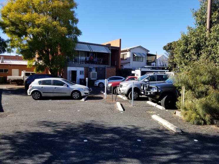 Click to view all images 1/101 Bourke Street Dubbo NSW 2830 - Image 3