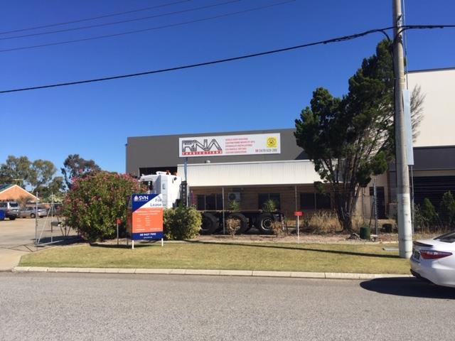 Click to view all images 1/4 Yelland Way Bassendean WA 6054 - Image 2
