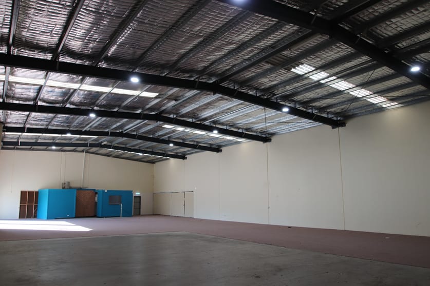 Click to view all images 2/176 Princes Highway South Nowra NSW 2541 - Image 3