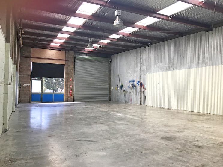 Click to view all images 6A/50 Station Street Cranbourne VIC 3977 - Image 3